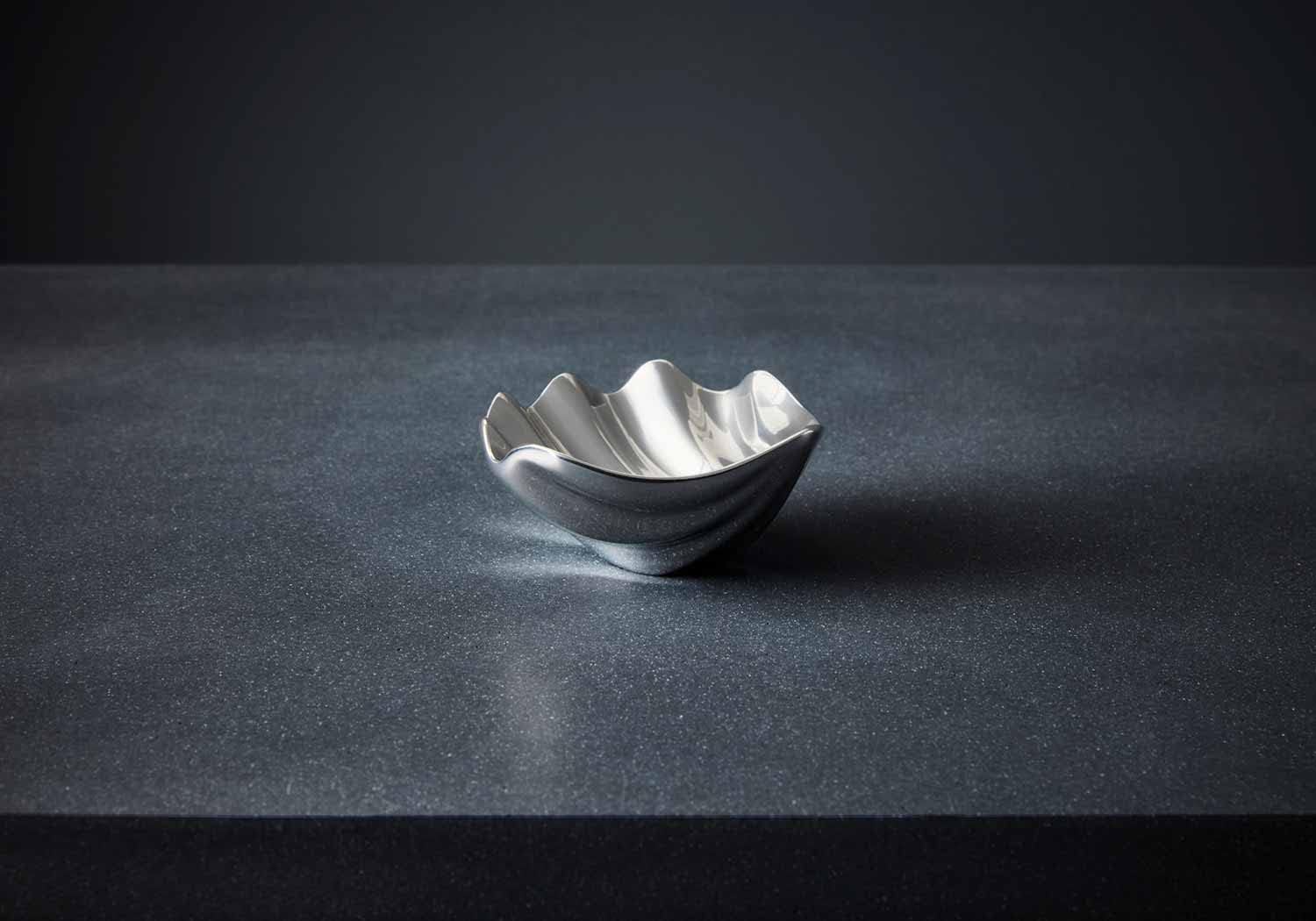 Ocean shell shaped dish ashtray